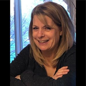 Meet your Posher, Denise